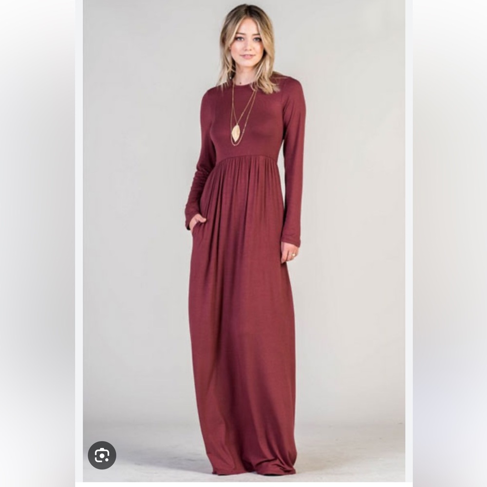 🎁Boutique Burgundy Soft Ribbed Maxi Dress🎁